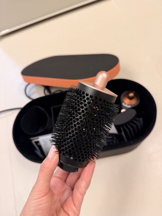 Dyson airwrap i.d HS08 ondulator