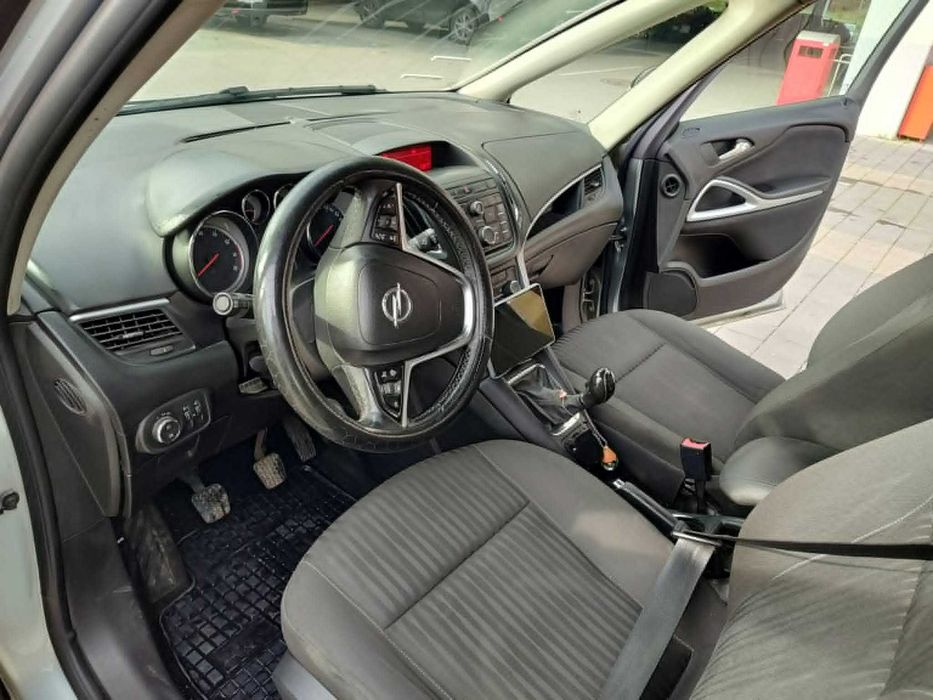 Opel Zafira Tourer