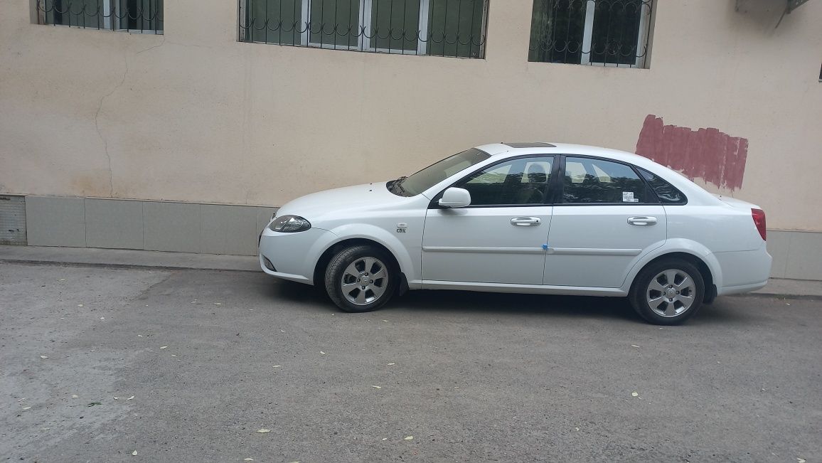 Chevrolet Gentra sotiladi