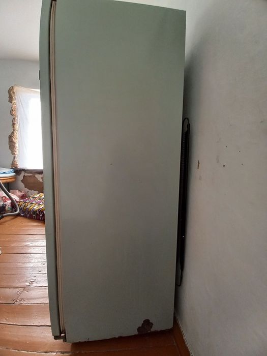 Сотилади Холодильник Телевизор Подставка телевизор учун