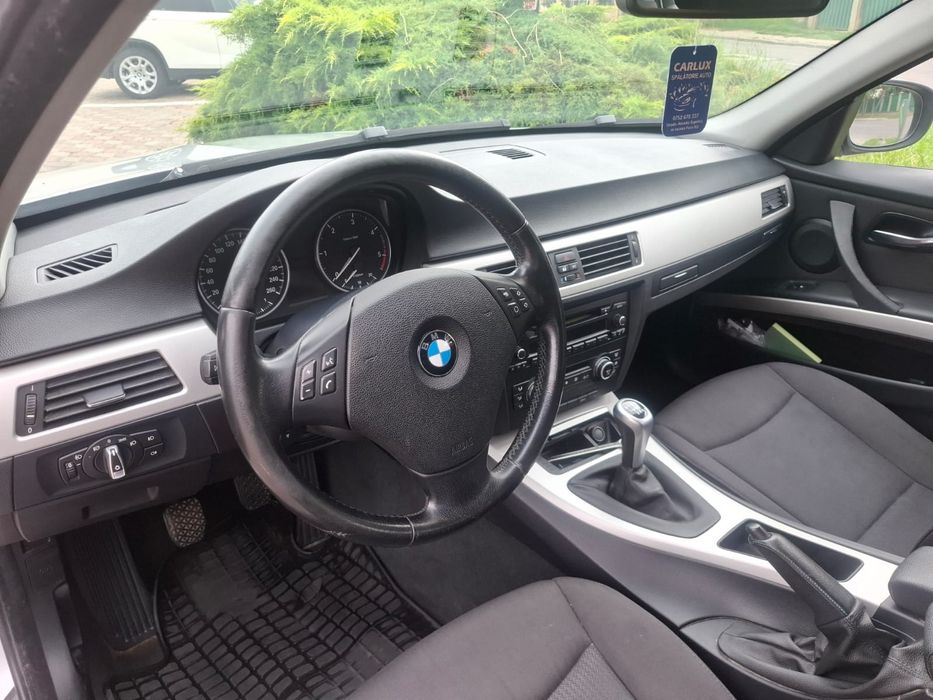 BMW 318D Unic proprietar FAB 2009 E5 Climatronic PILOT Jante
