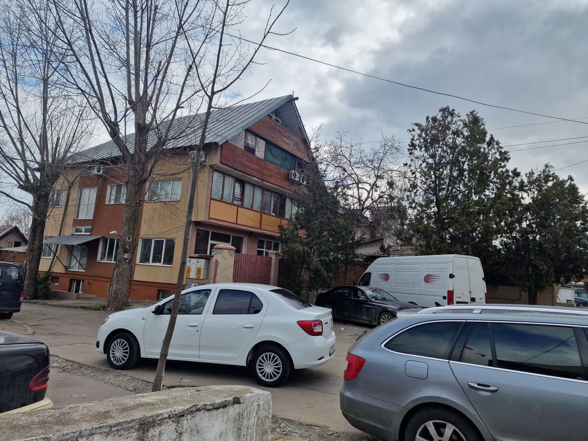 VÂND HOTEL pensiune camere cazare spațiu comercial imobil vila