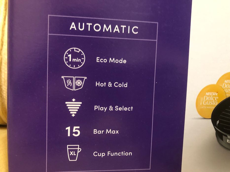 Кафемашина Dolce Gusto със 130 капсули