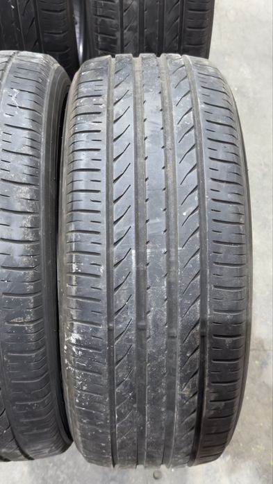 4 бр. Гуми Toyo 215/50/18