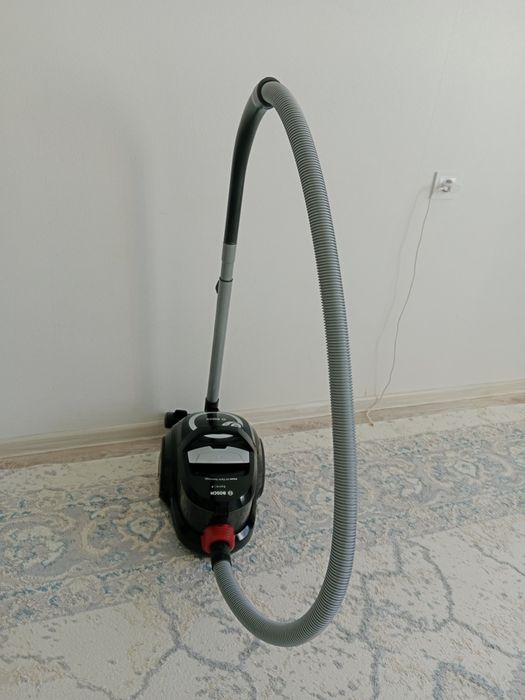 Продам пылесос бош