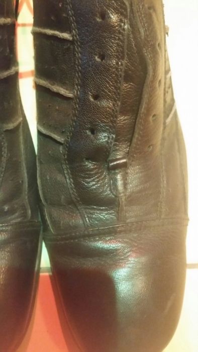Pantofi din piele