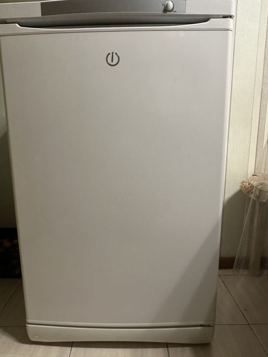 Морозильник Indesit. В отличном состоянии