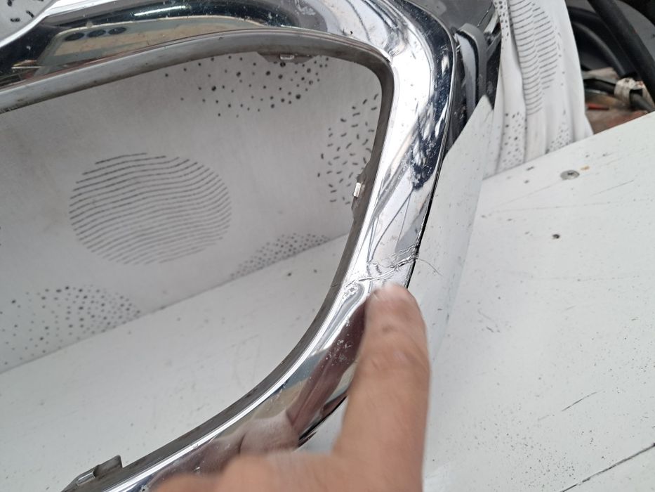 Лайсна грил решетка броня Mercedes X253