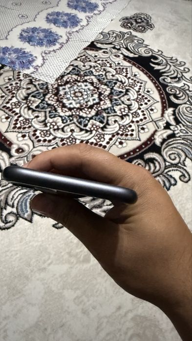 Iphone 11 black ideal