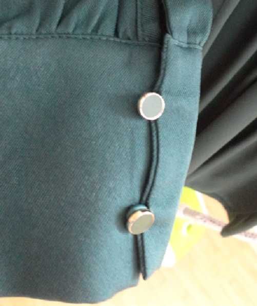 Rochie eleganta din stofa matasoasa marimea M