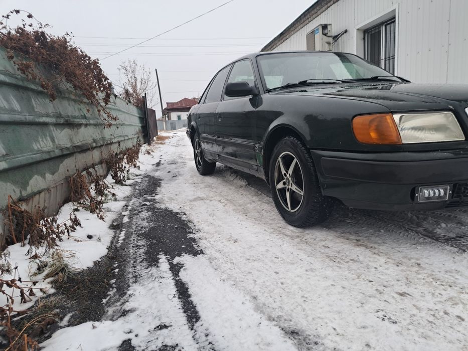 Продам ауди 100 с4