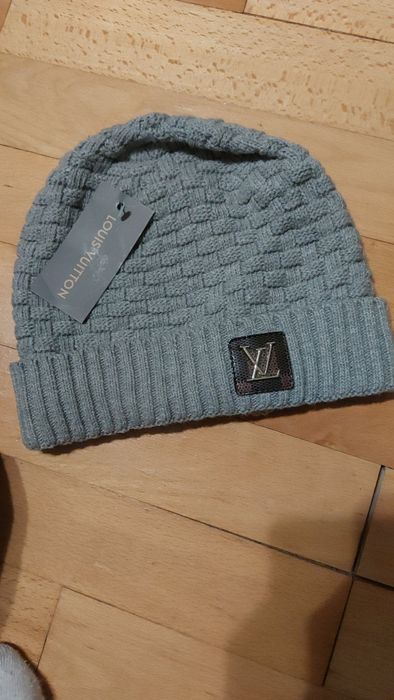 Căciulă moncler noua