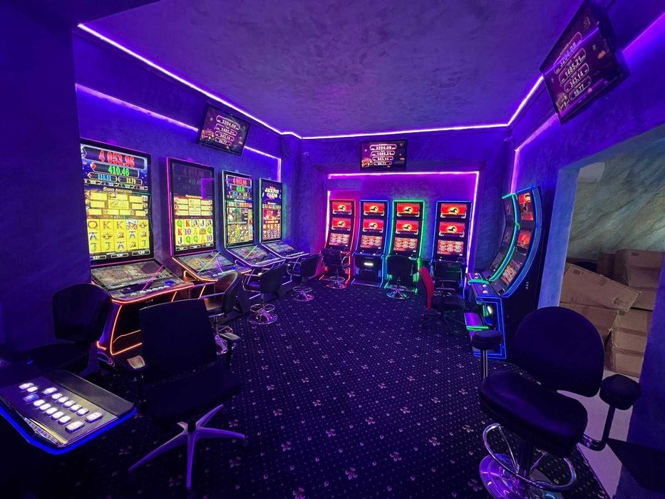 Inchiriez spatiu comercial 100mp pretabil sala jocuri de noroc/pariuri