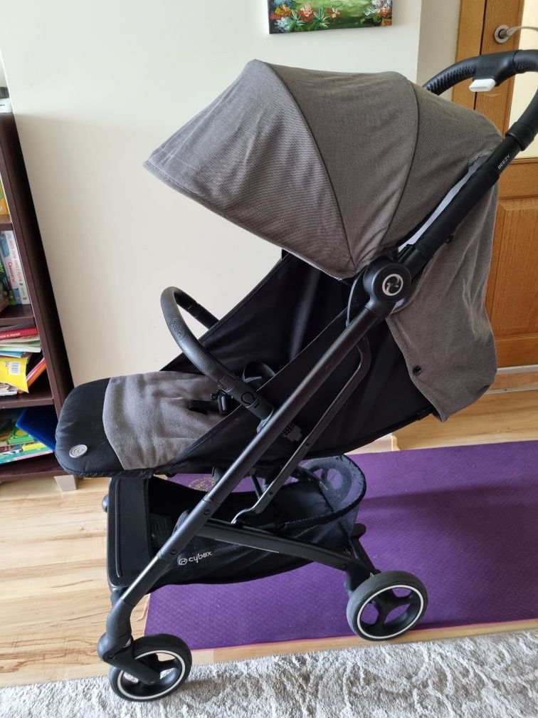 Cybex busy лятна количка