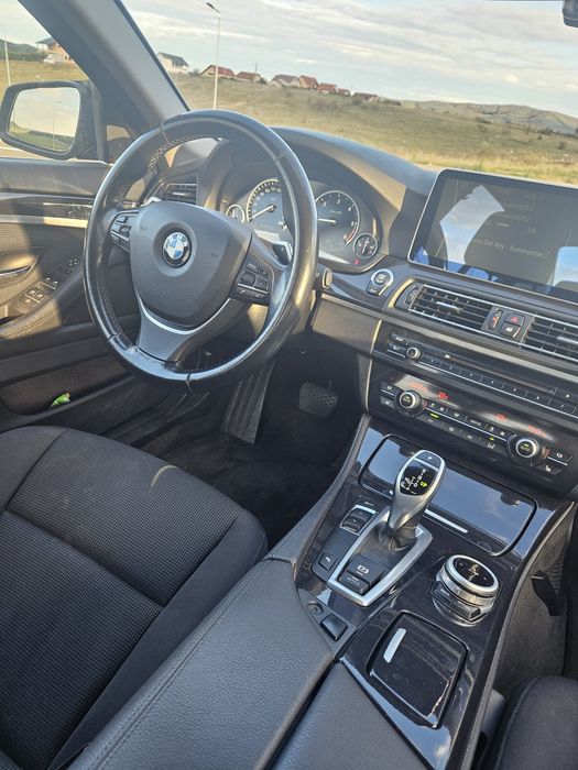 BMW 520D – 184CP / CarPlay / Bi-Xenon / Cameră / 2012