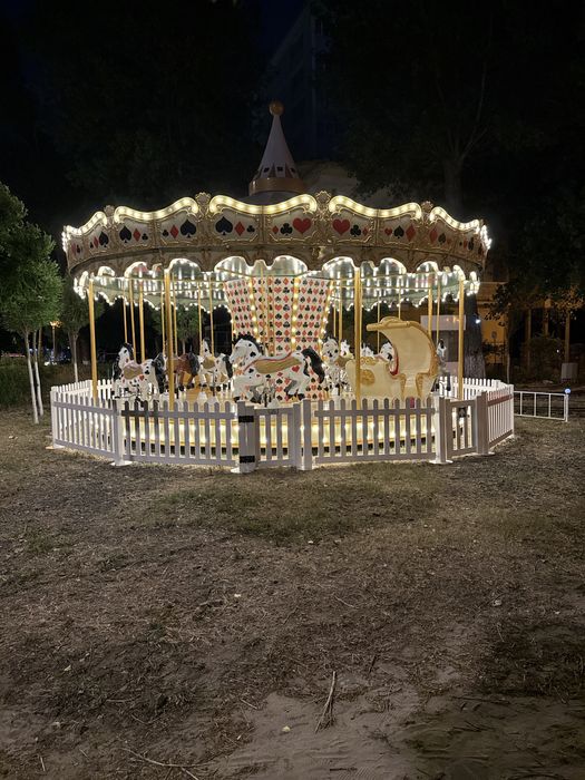 Parc de distractie mobil