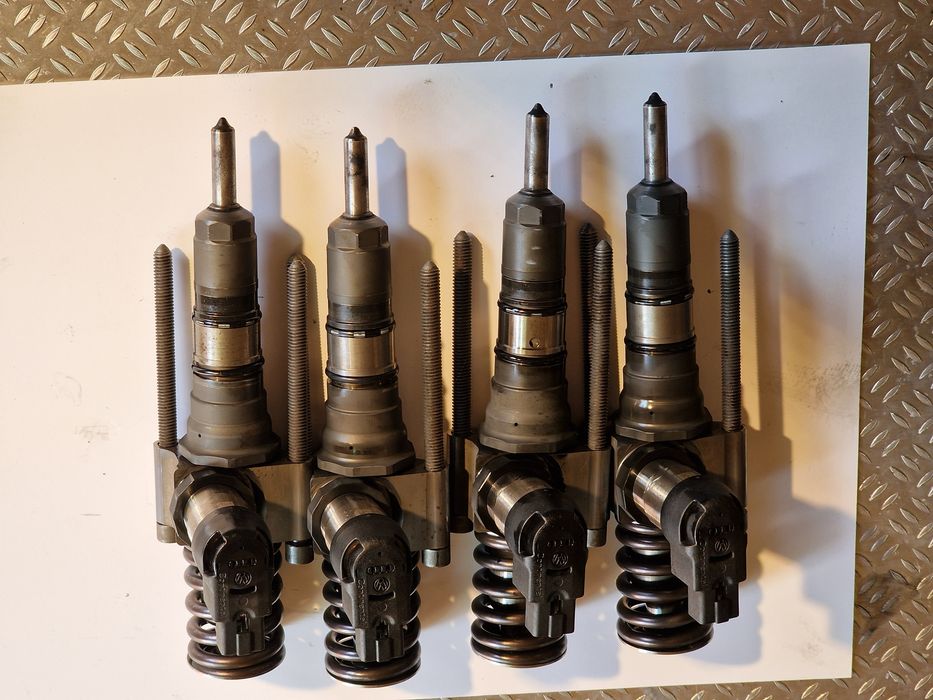 Injectoare passat b6 BKP 170CP PD 2.0