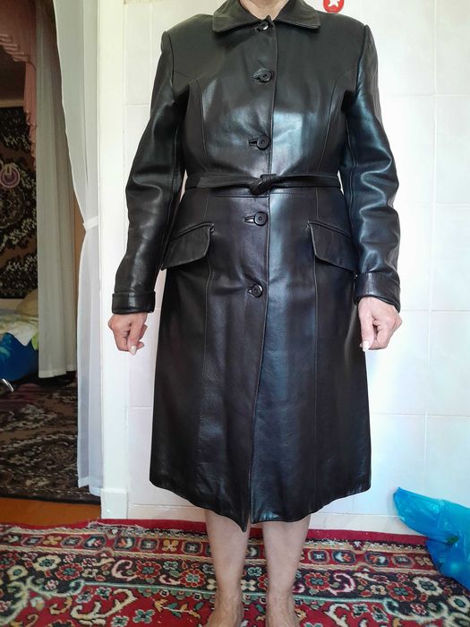 Продам плащ и натуральной кожи
