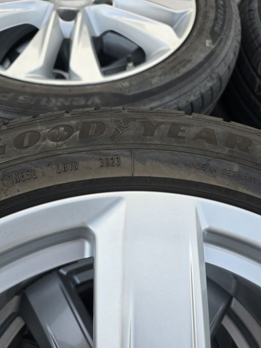 4 Броя 225/55/18 Goodyear 2x6,8mm 2x5,5mm 23dot