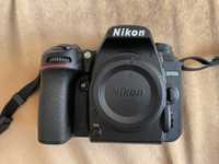 Nikon D7500 + obiectivele 18–140mm si 50mm