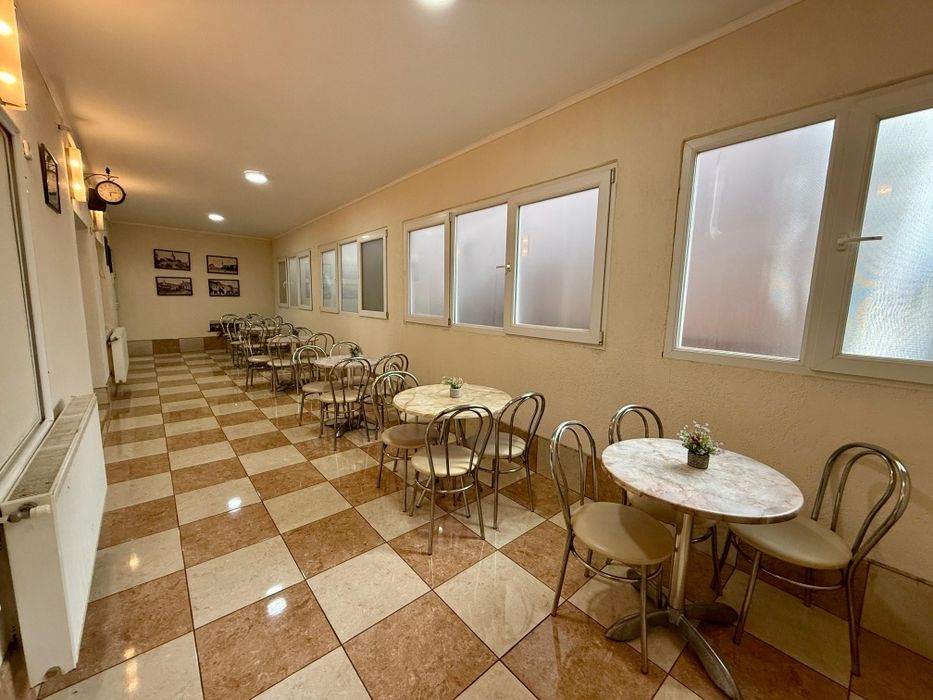 Spatiu comercial de inchiriat, 110 mp, zona Piata, str  Iuliu Maniu