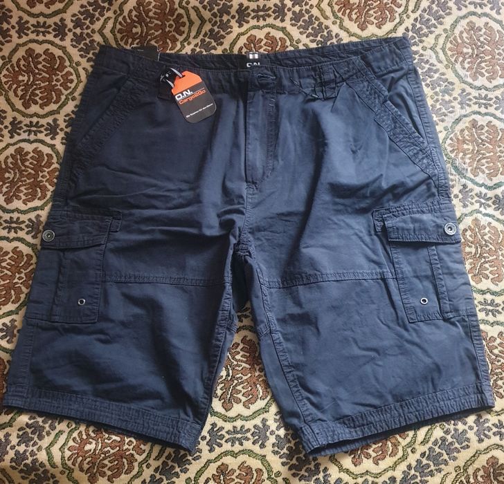 Продам  шорты мужские.