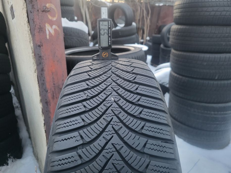 2бр. 185 60 15 Hankook зимни.