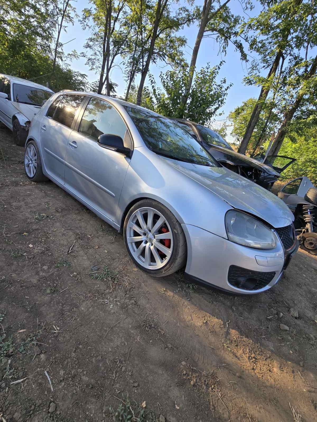 • Продавам Голф 5 2.0tdi 140кс. BKD на ЧАСТИ, както и ВСЯКАКВИ Части
