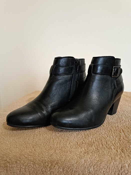 Botine piele , stare excelenta
