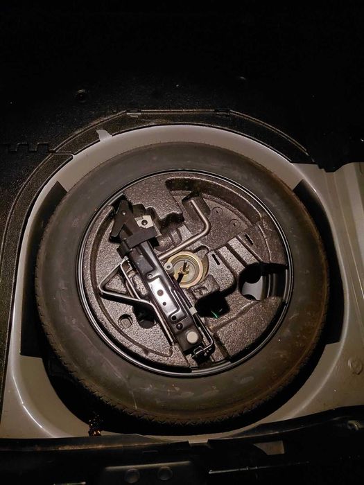 Резервна гума 17' комплект