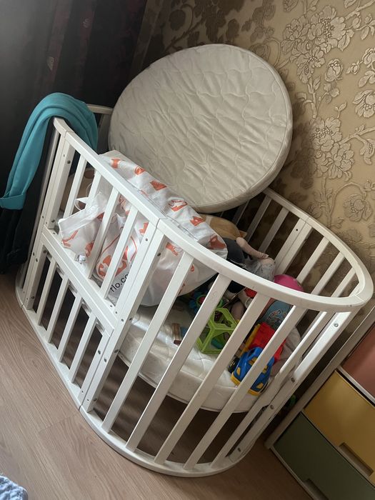 Манеж  продается