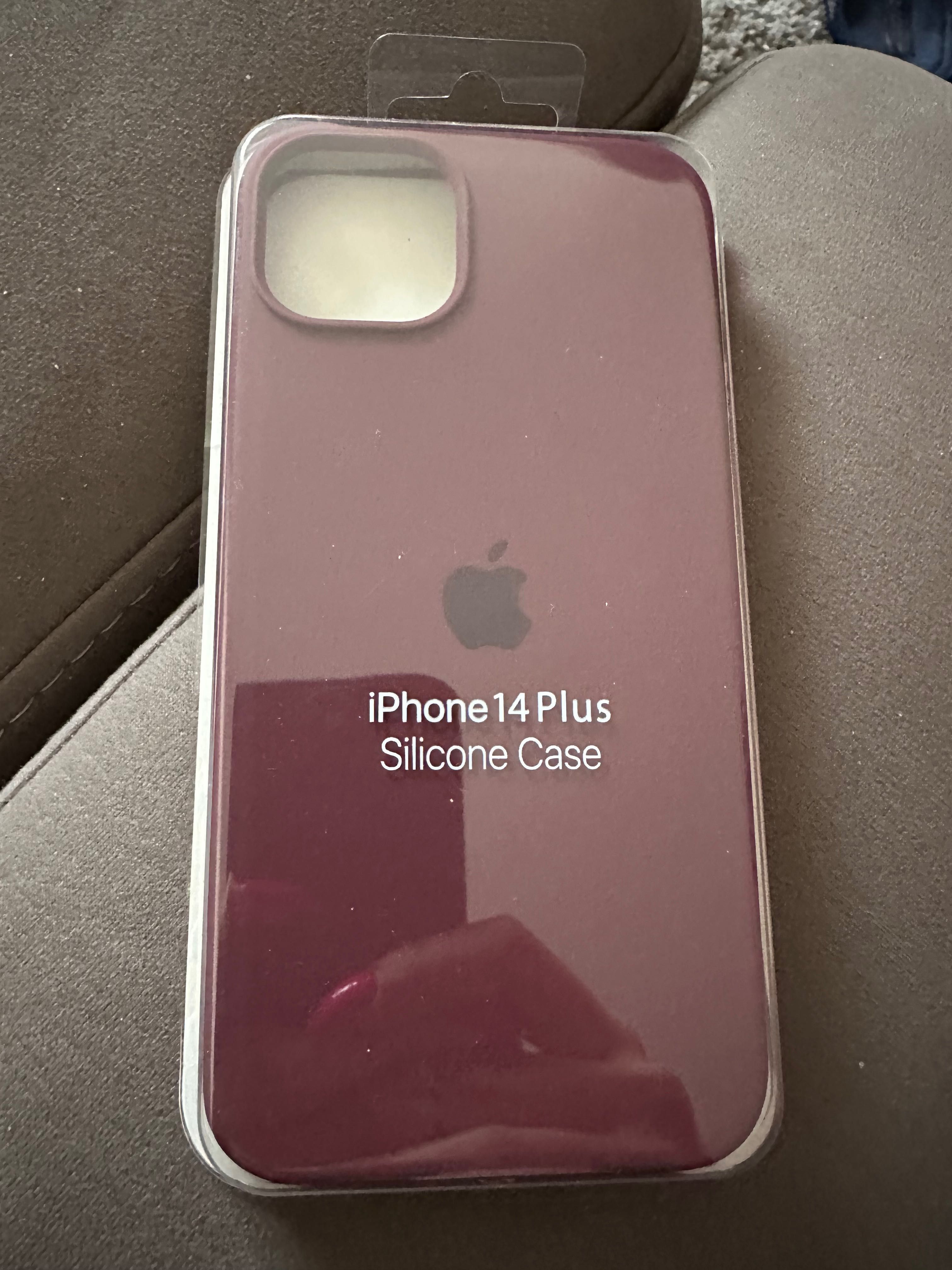 Чисто нов силиконов калъф IPhone 14 Plus