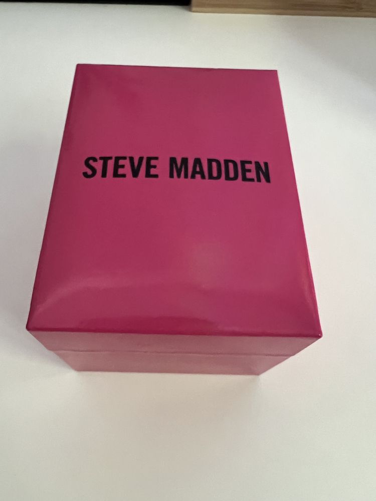 Steve Madden часовник