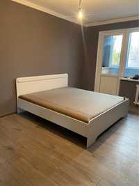 Двуспальная кровать С матрасом