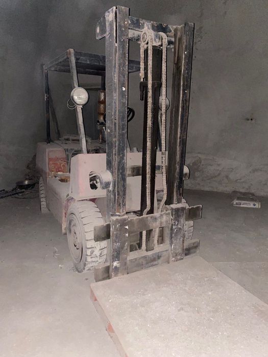 Болгарская грузоподъёмная тележка (кара).