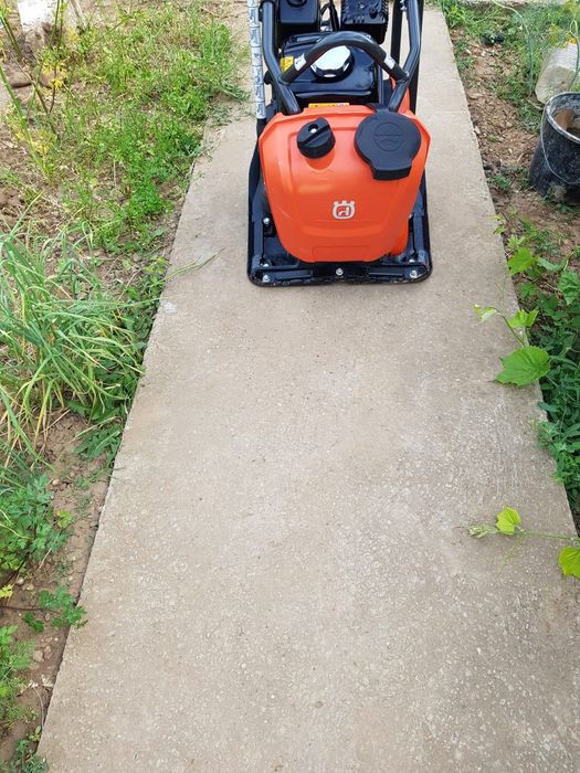 Husqvarna LF 75,placă vibrantă,compactoare,NOUĂ.