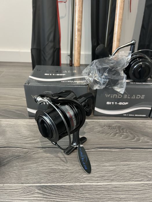 Set 4 Lansete WhiteFox B-4, 2.70m plus 4 Wind Blade SI11-60F