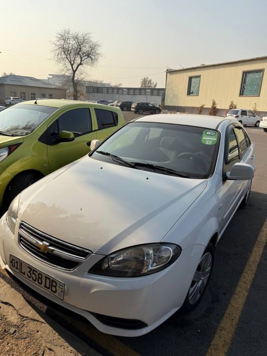 Gentra 2018 yil mehanika rangi oq benzin ishi yo'q