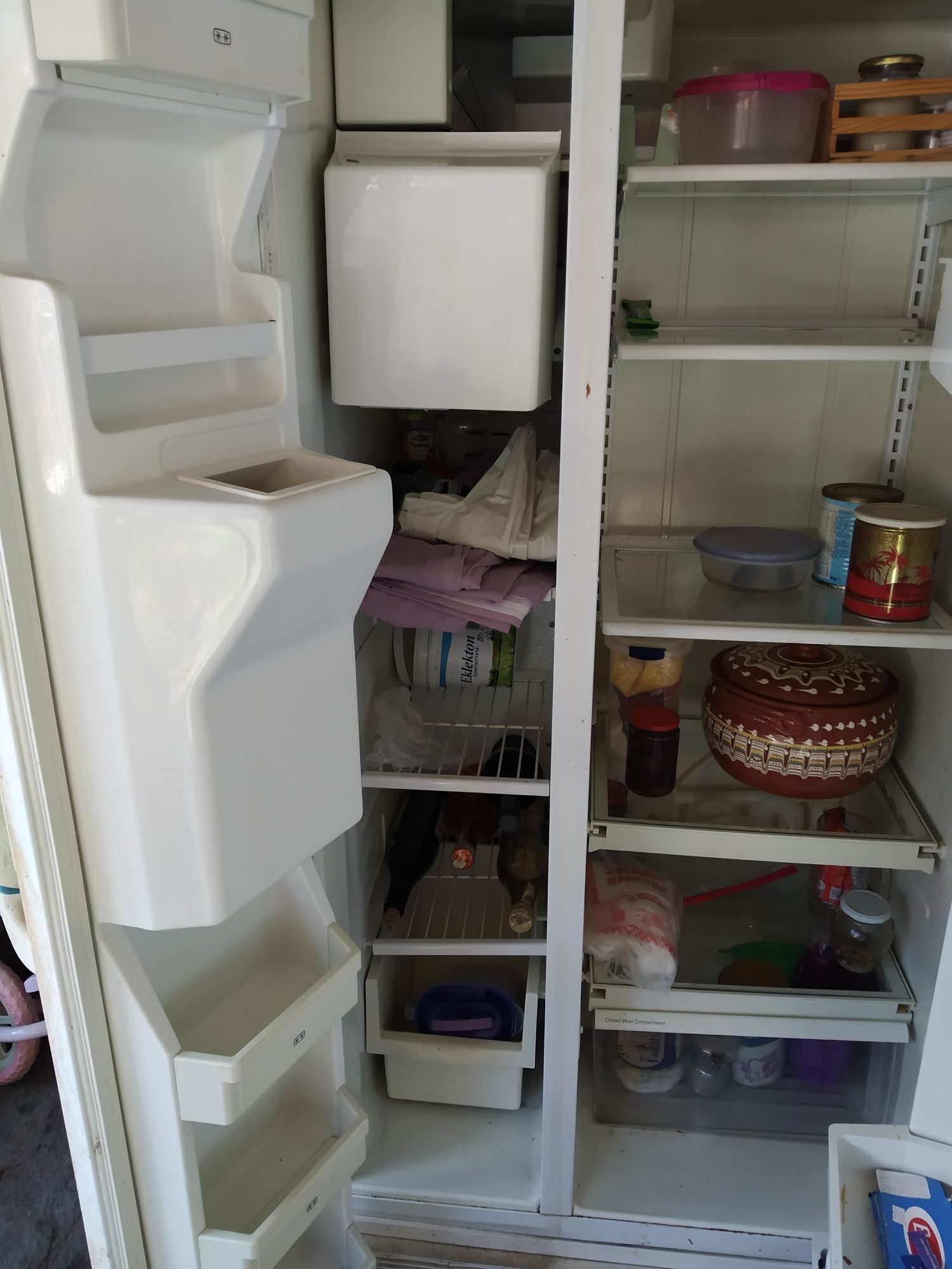 Хладилник side by side