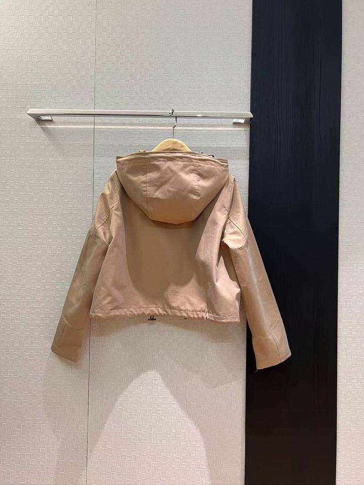 Яке burberry, Alessa, Djofra, Nicole Collection