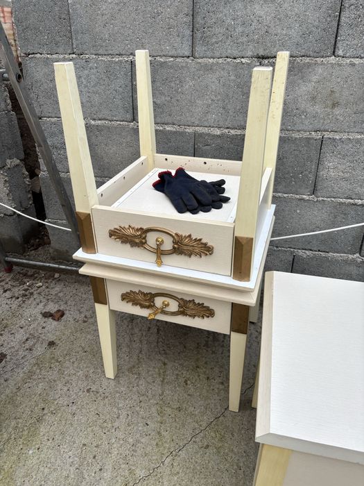 Мебели и матраци