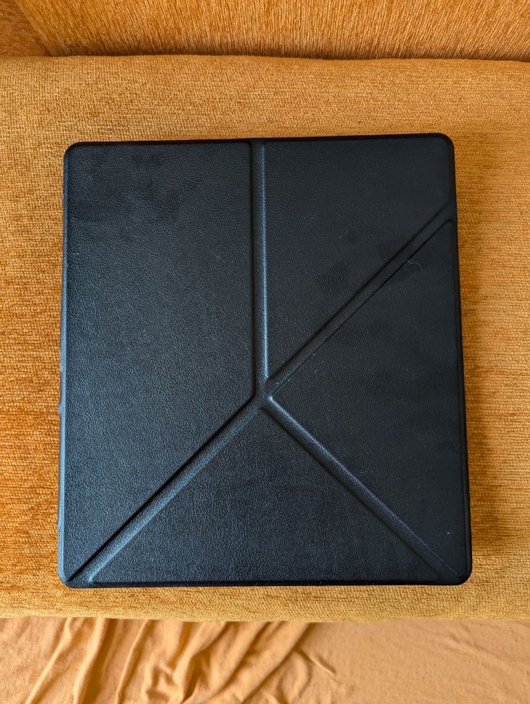 Kindle Scribe 10 inch неразличим от нов!