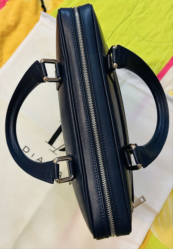 Servieta din piele naturala Saffiano laptop 15” DIAMANTI VIGO