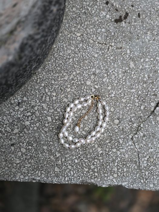 Гривна от естествени перли