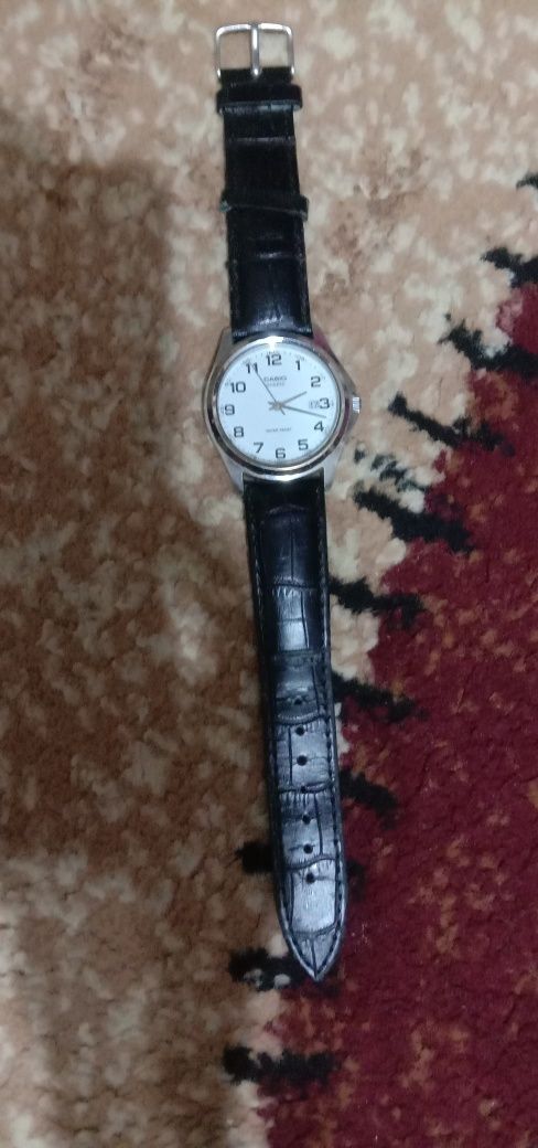 Часы из бренда casio