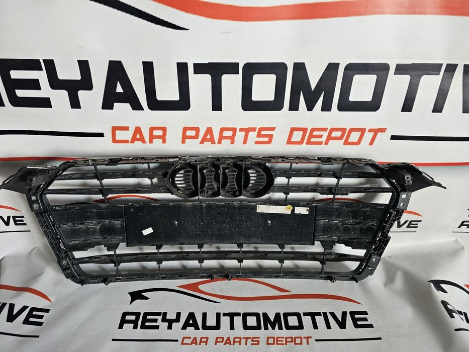 Grila radiator Audi A5 8W S Line dupa 2016 cod 8W6853651R