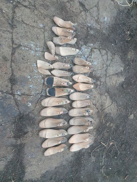 Колодки обувные деревянные.