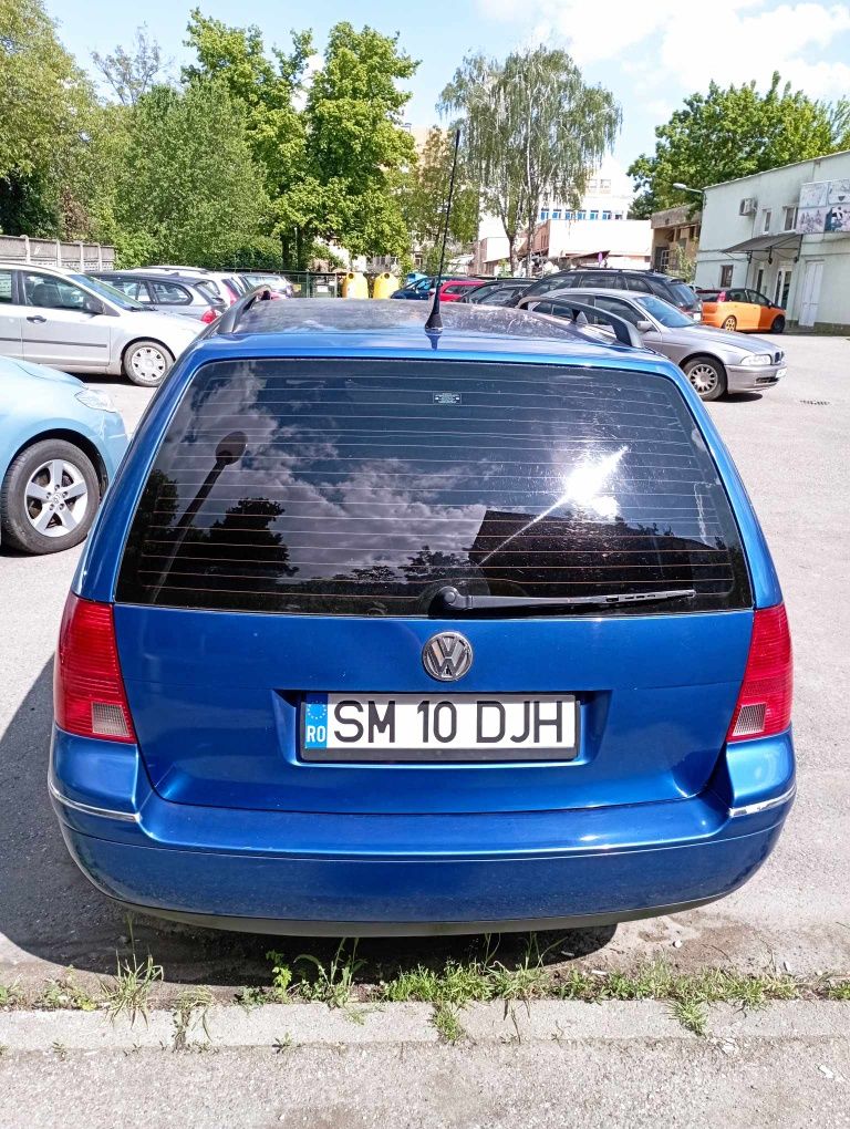 Vând VW Bora 2002 benzină 1,6. 2000euro neg.