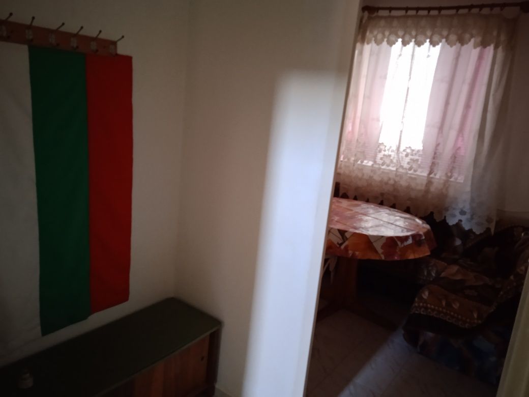 Давам гарсониера под наем