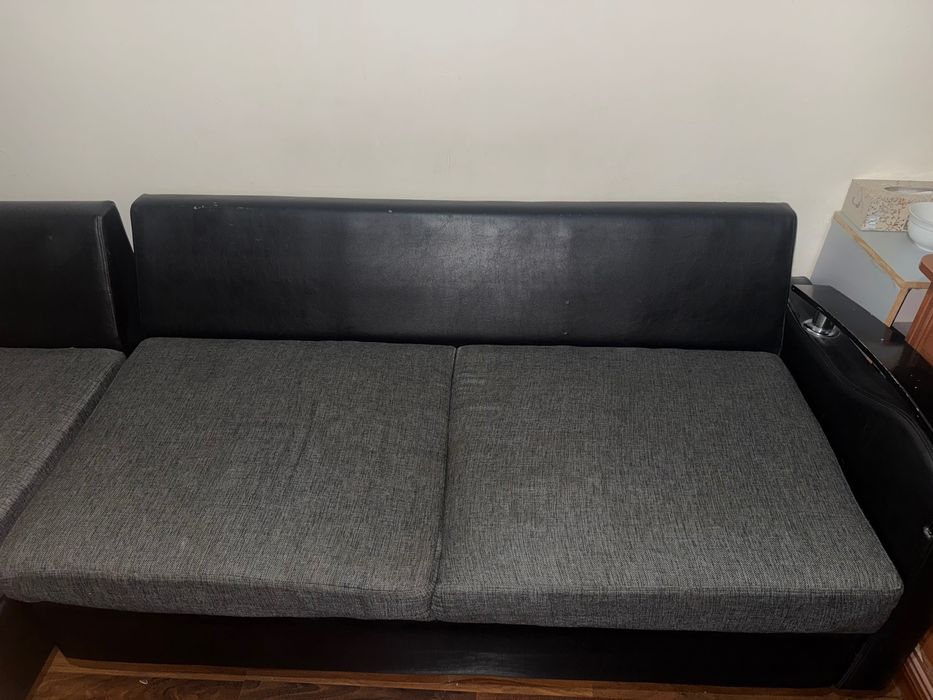 Диван б/у хорошего качества